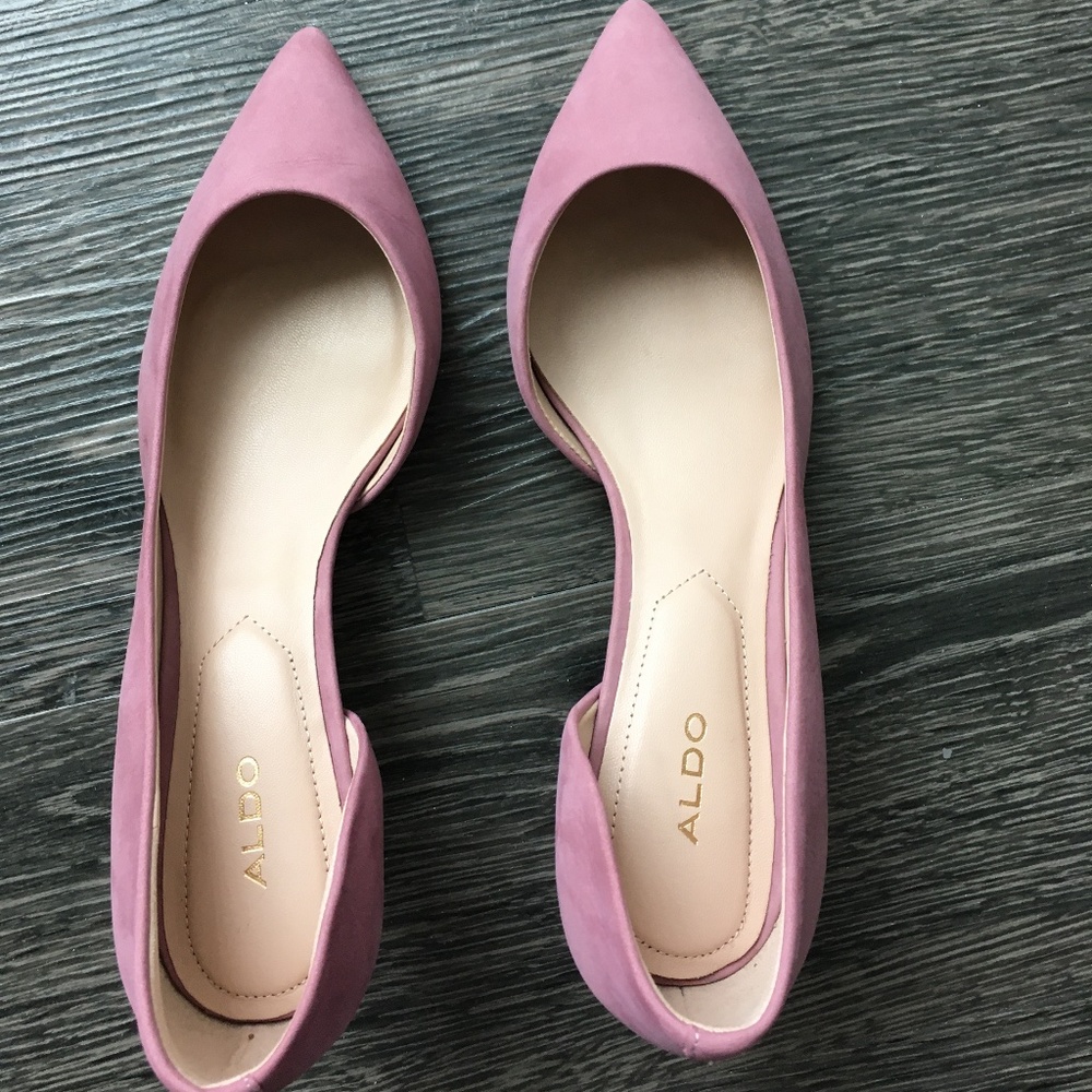 Genuine Leather Wild Rose Aldo Pumps